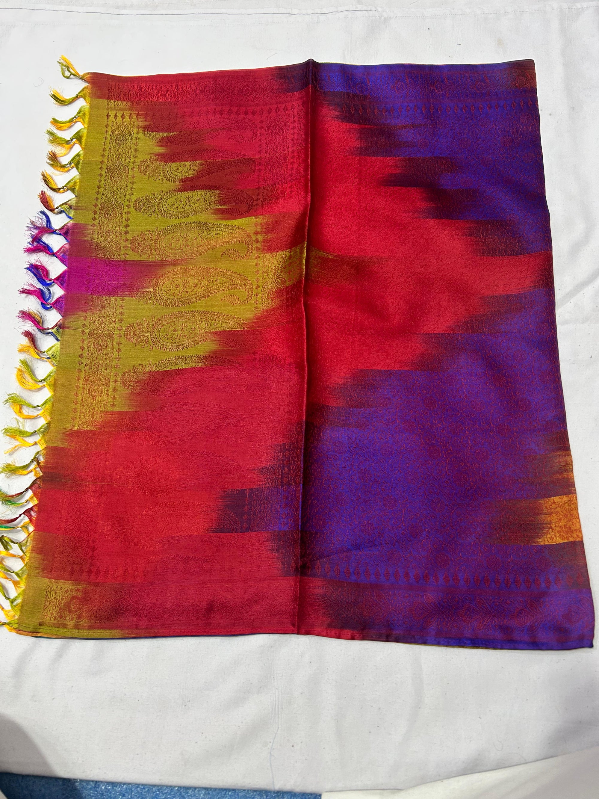 Multicolor Banarasi Hand Woven Stoles (Pre-order)