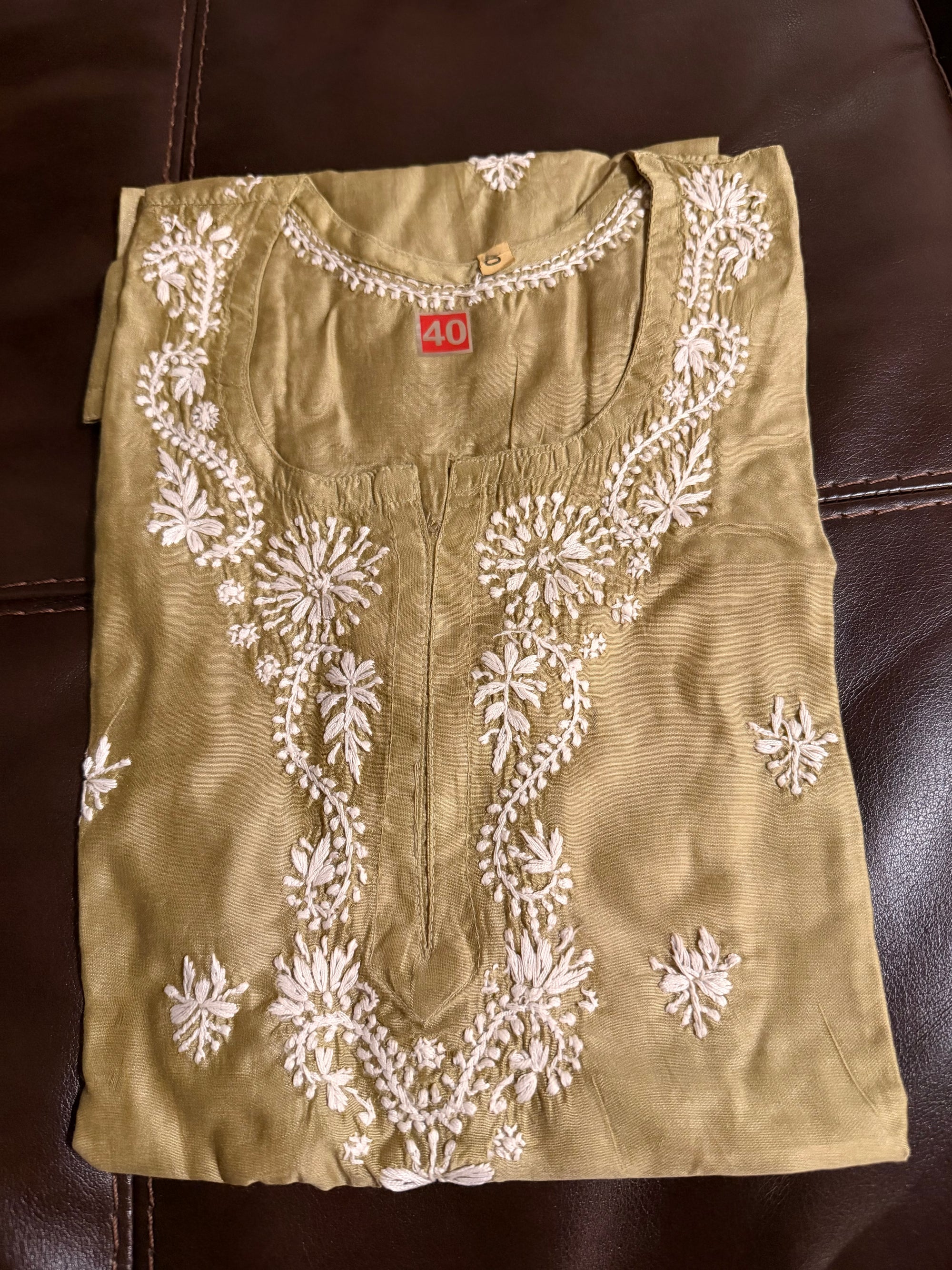 Chikankari Sleeveless Short Kurta for Teens