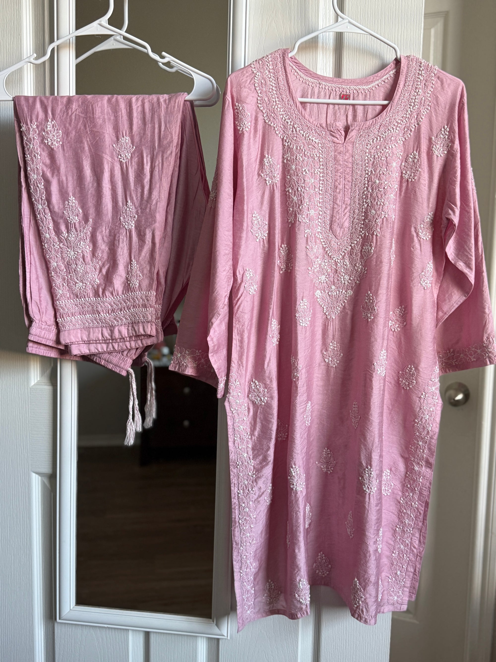 Chanderi Chikankari Kurti With matching Pants