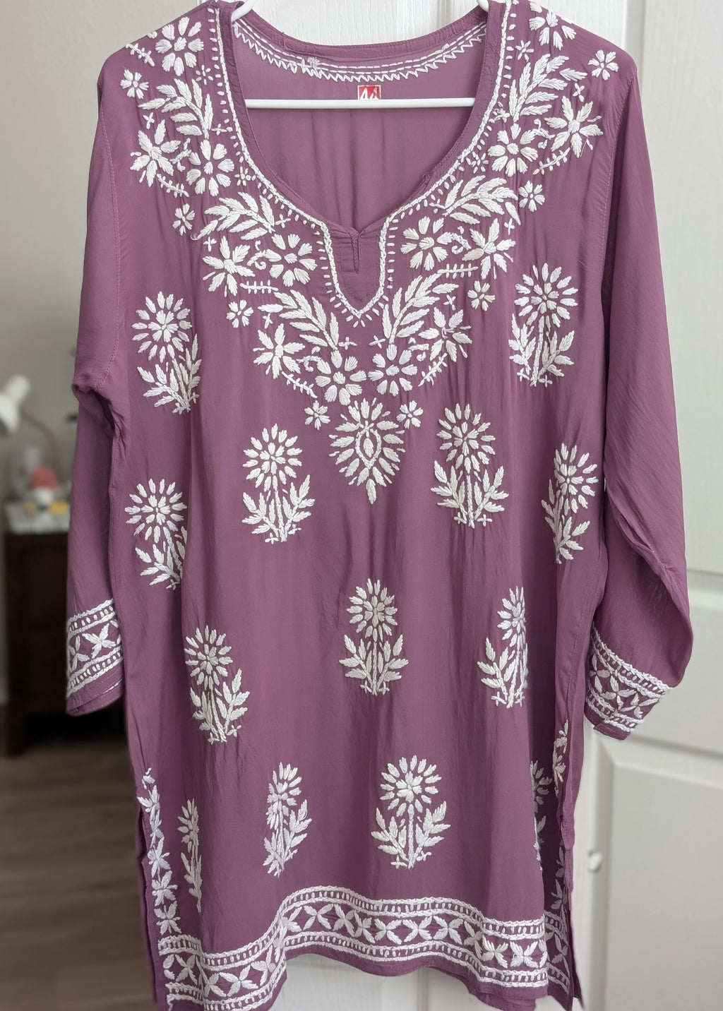 Modal Chikankari Short Top XL