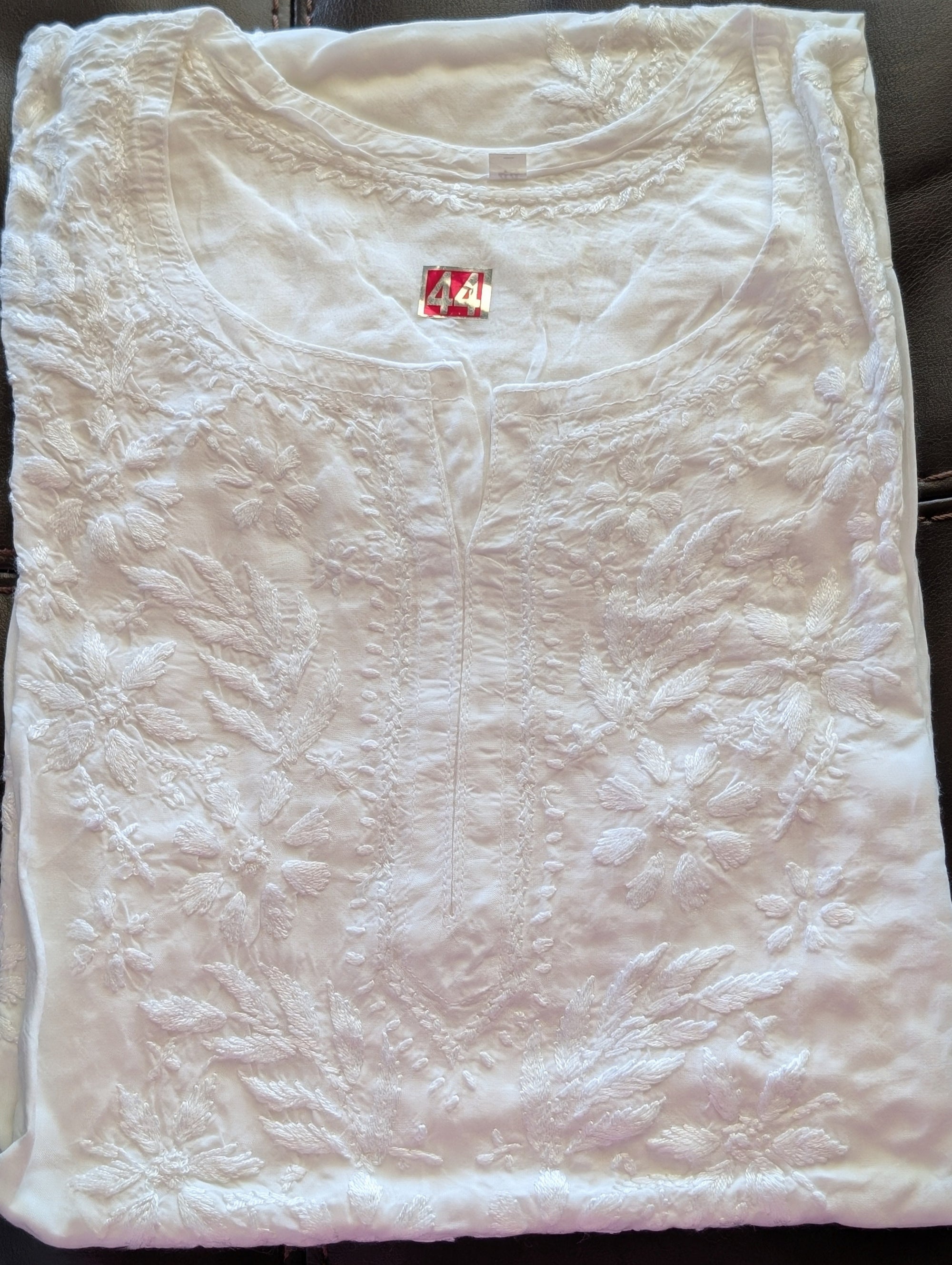 Modal Chikankari Short Top XL