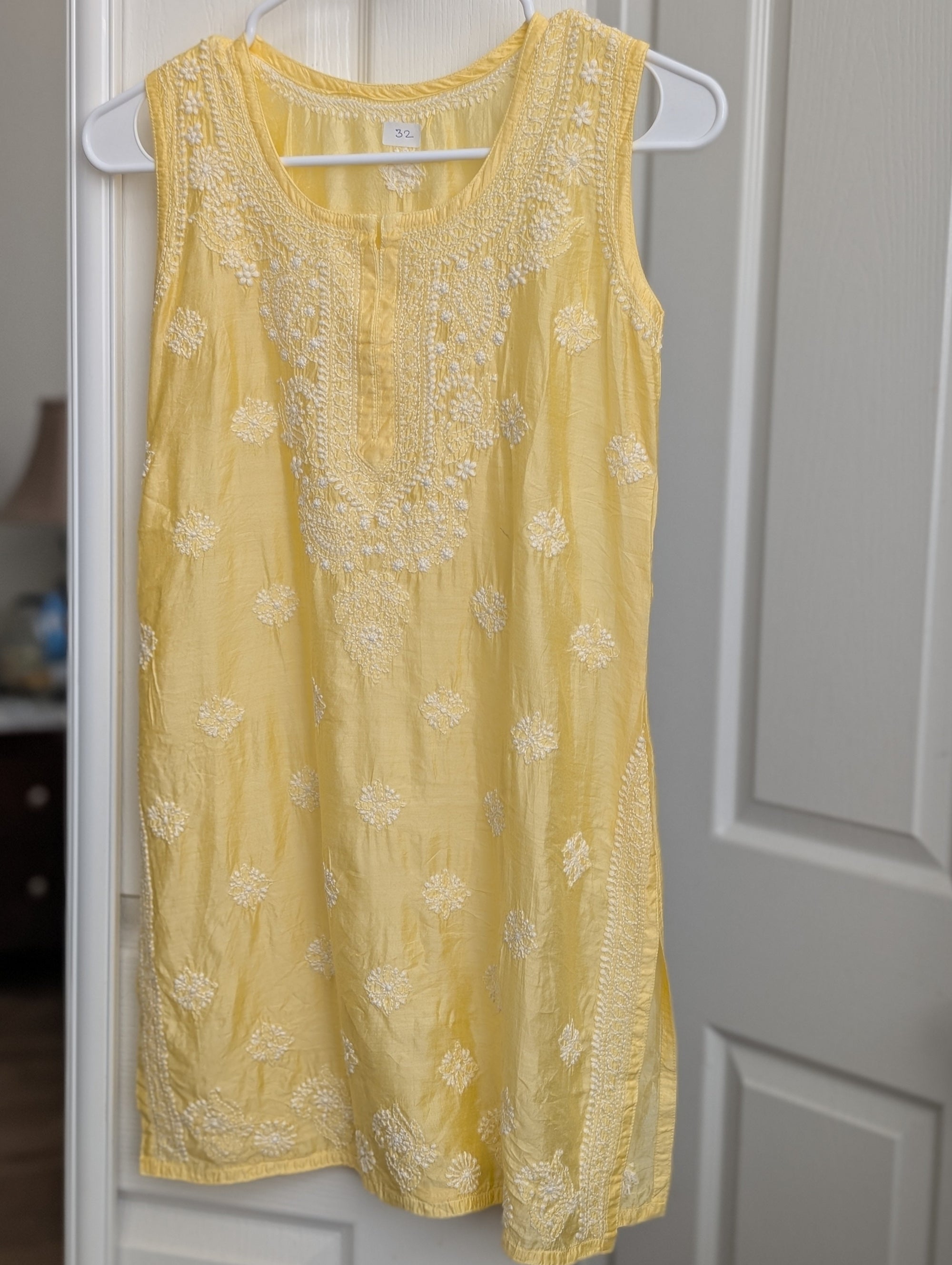 Sleeveless Chanderi Short Kurti 10-12years