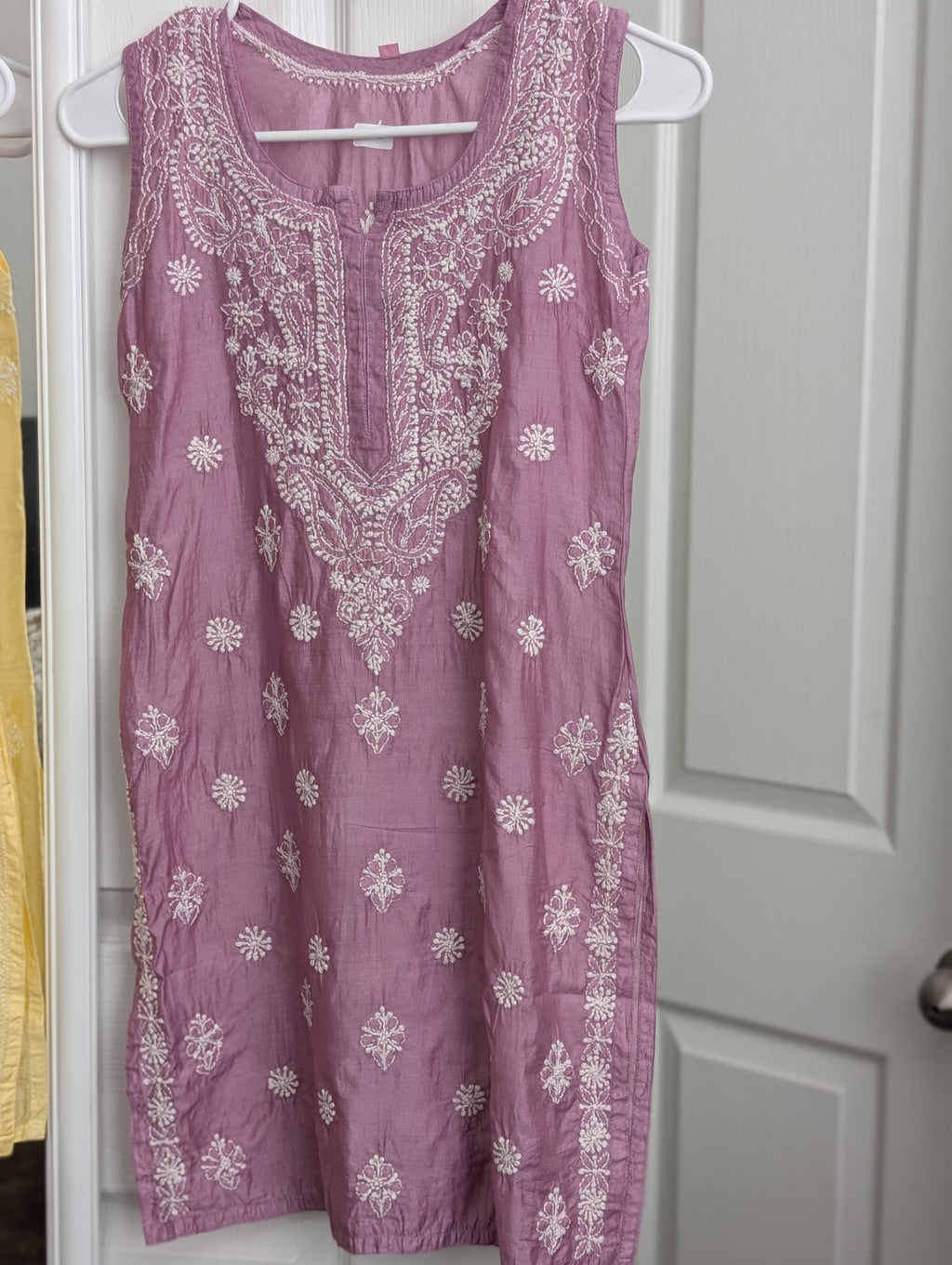 Sleeveless Chanderi Short Kurti 10-12years