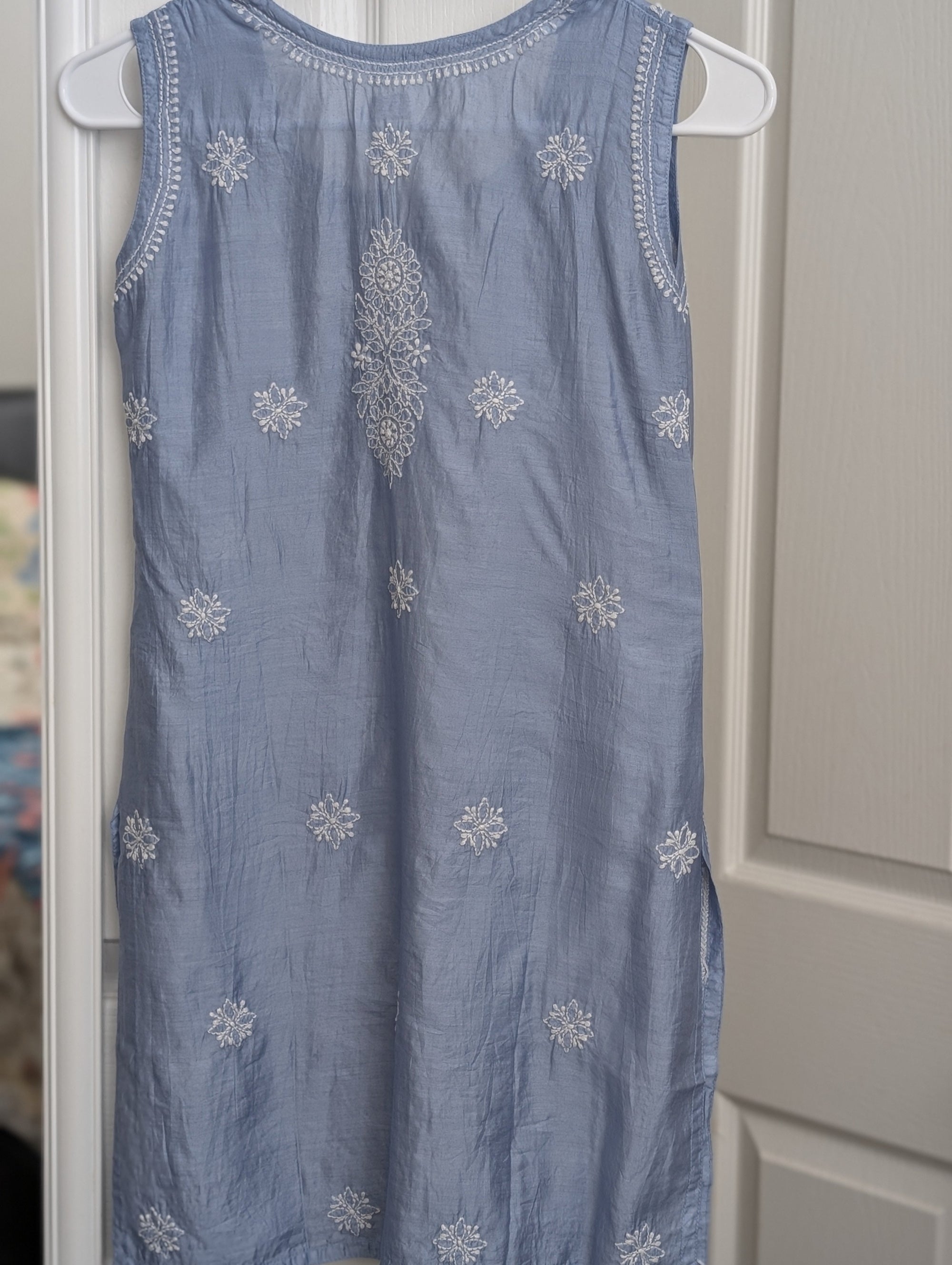 Sleeveless Chanderi Short Kurti 10-12years