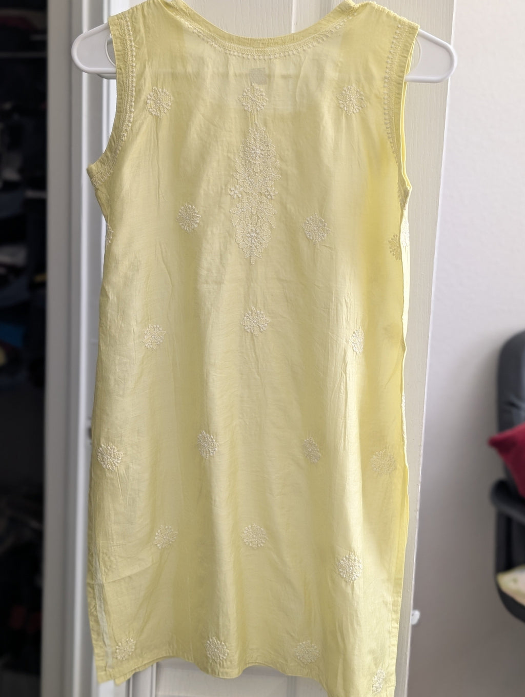 Sleeveless Chanderi Short Kurti S