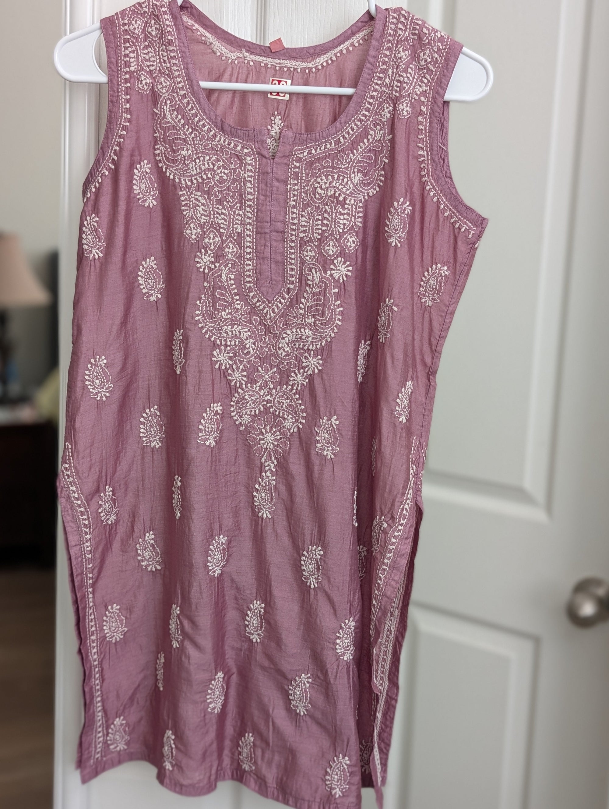 Sleeveless Chanderi Short Kurti S