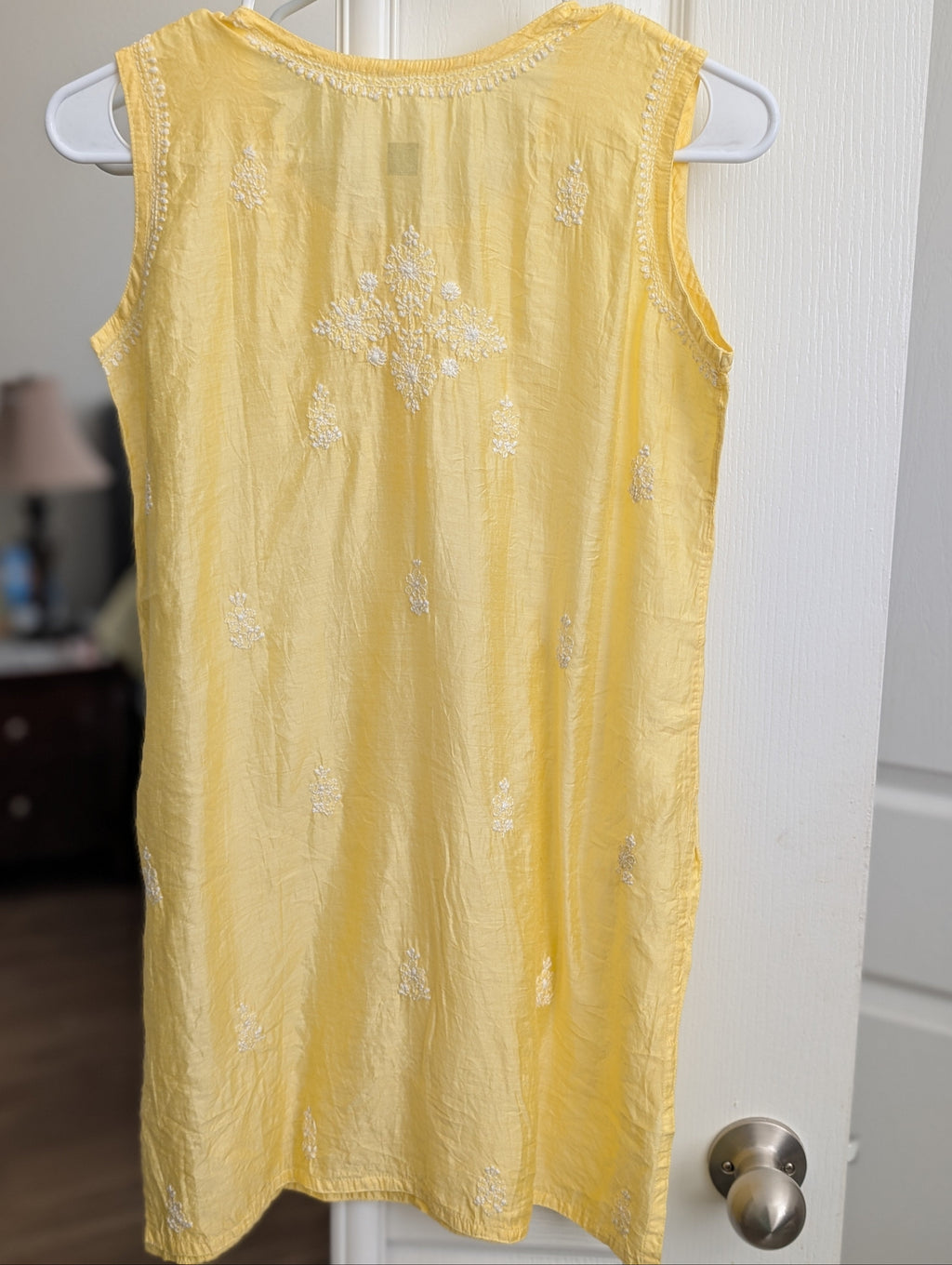 Sleeveless Chanderi Short Kurti XS