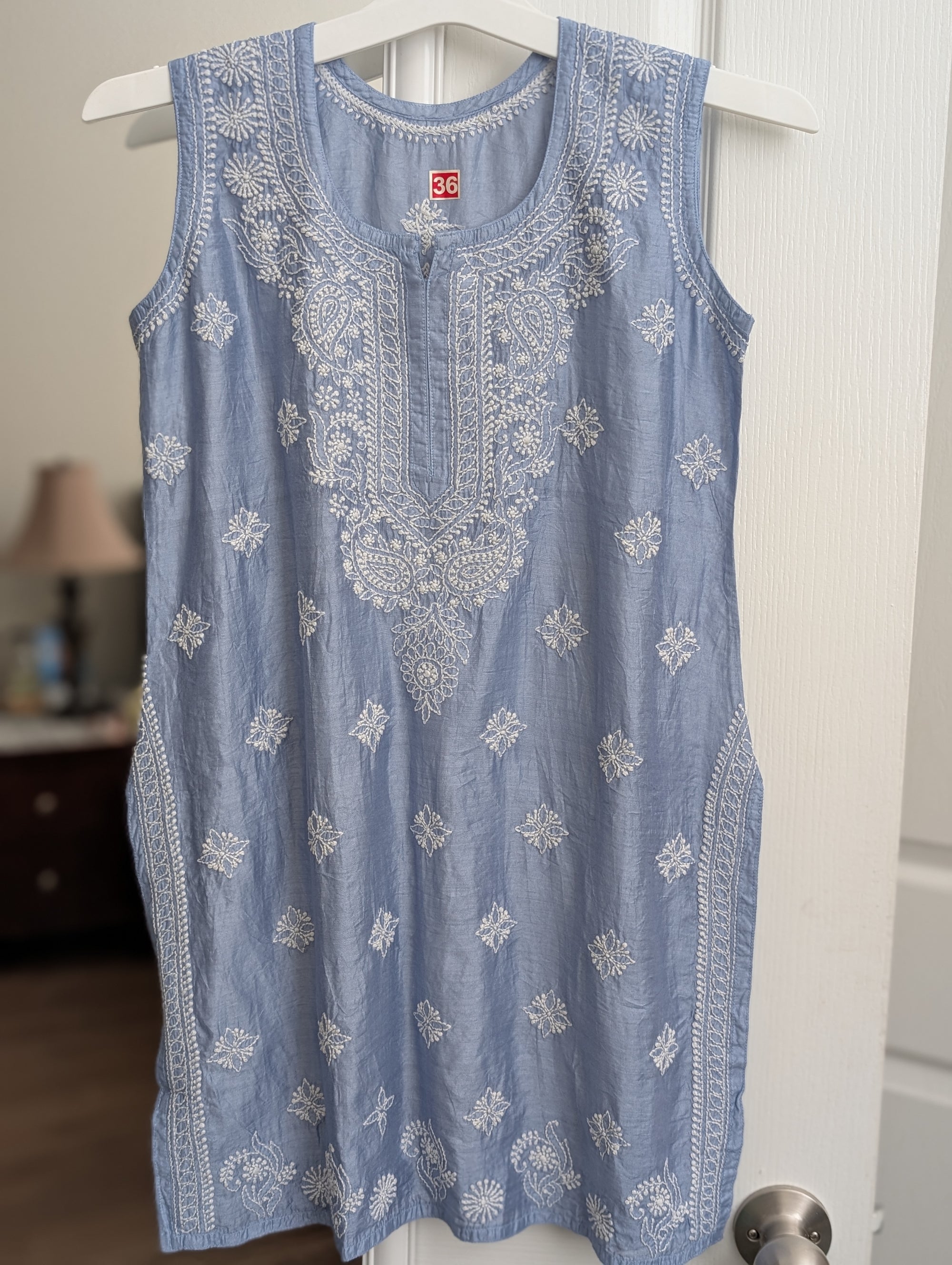 Sleeveless Chanderi Short Kurti XS