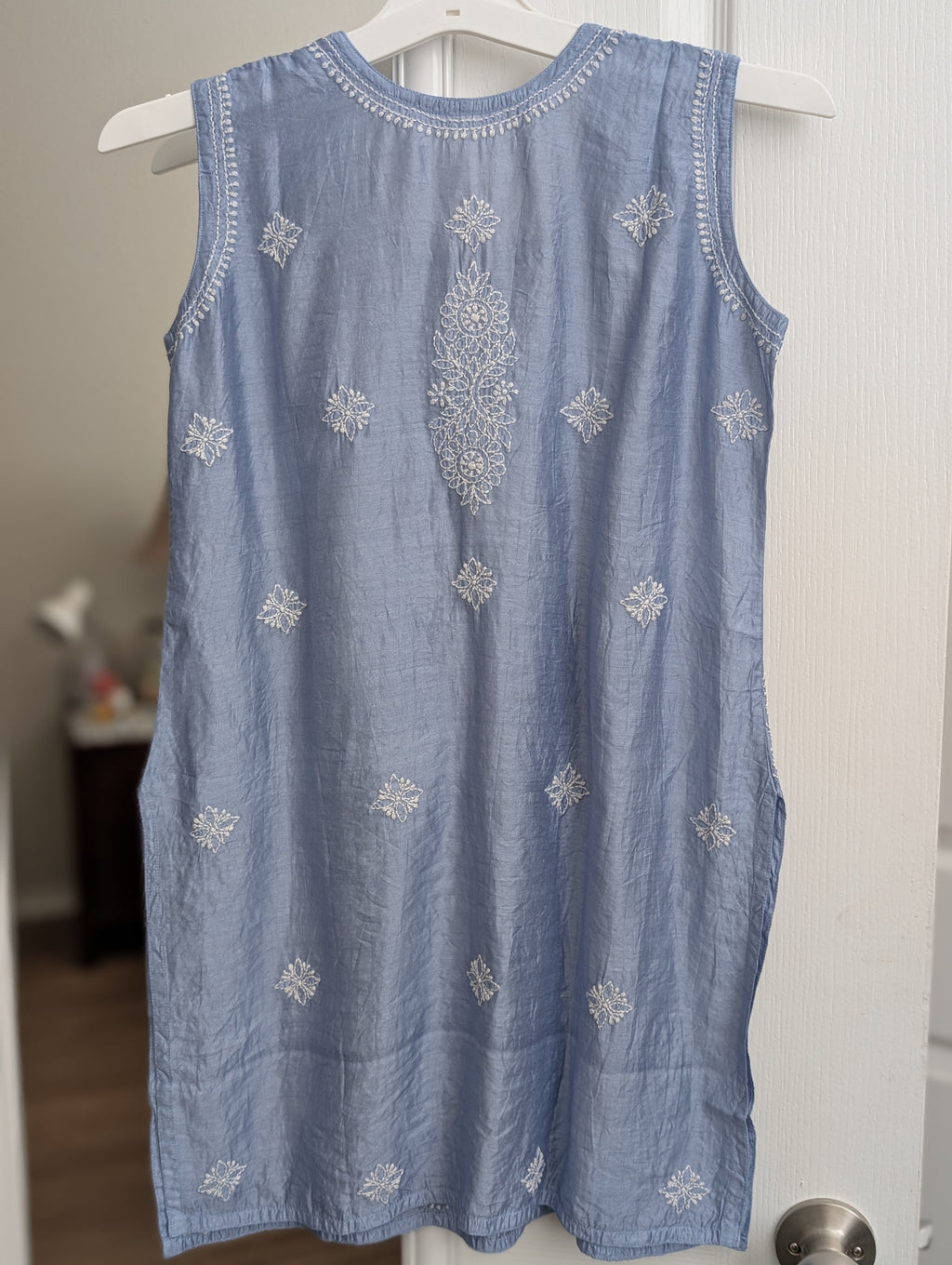 Sleeveless Chanderi Short Kurti XS