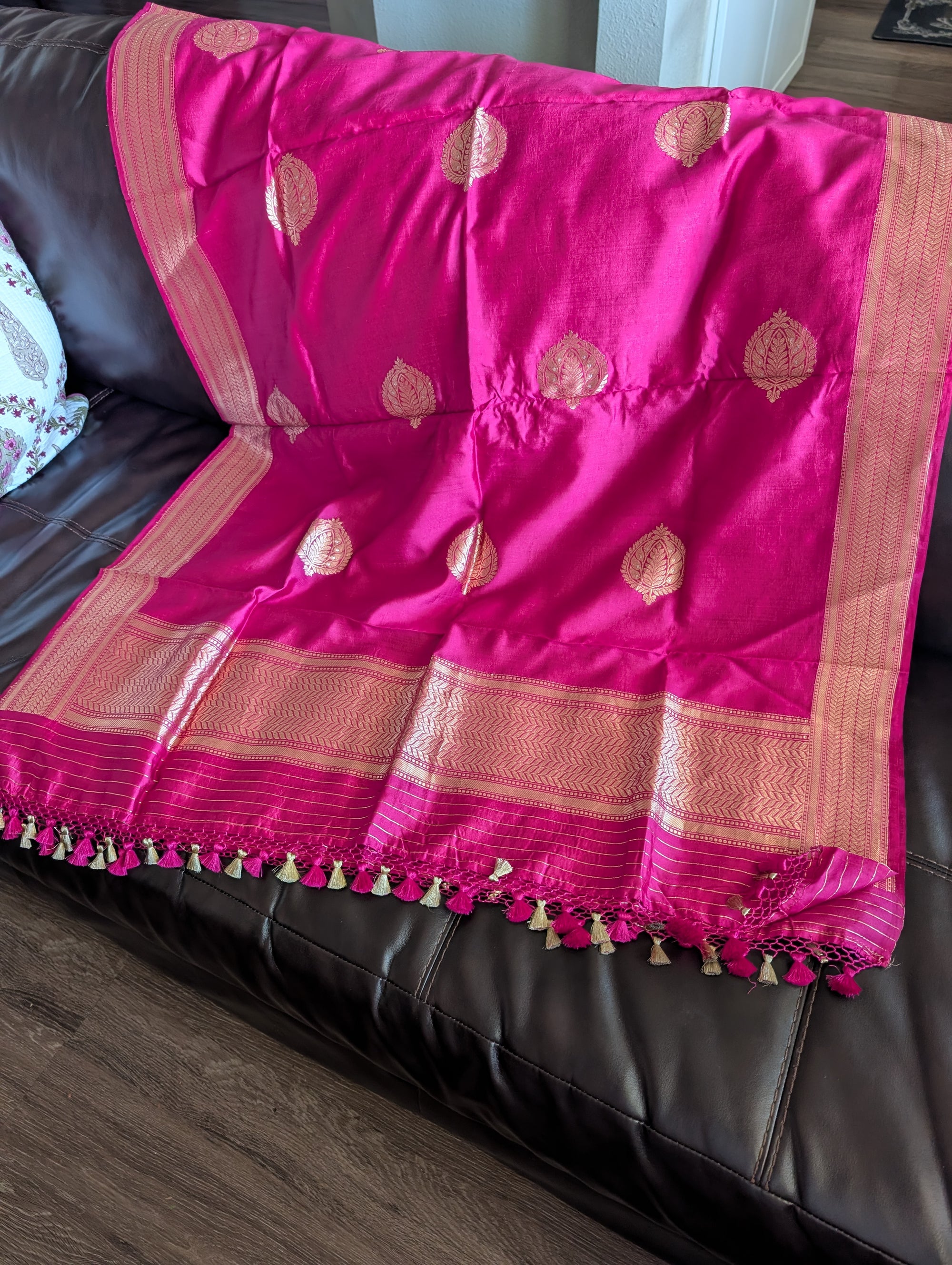 Banarasi silk Duppatta Pink
