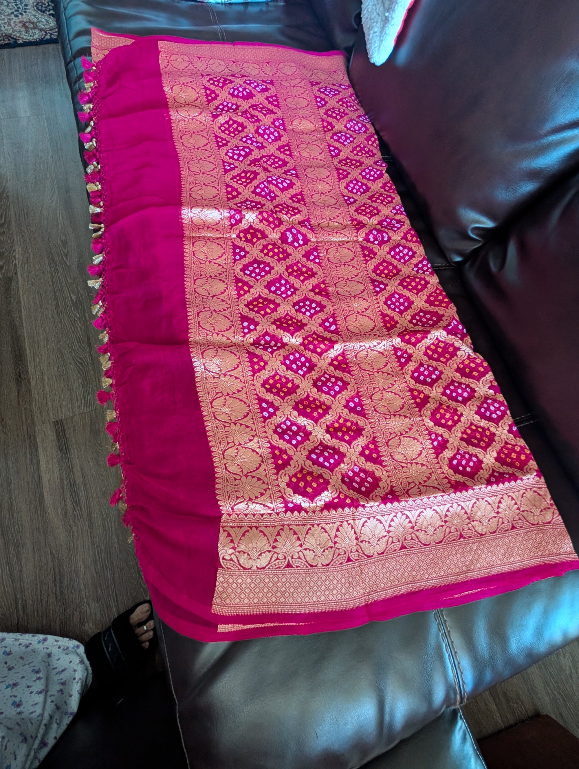 Pure Georgette Bandhni duppattas