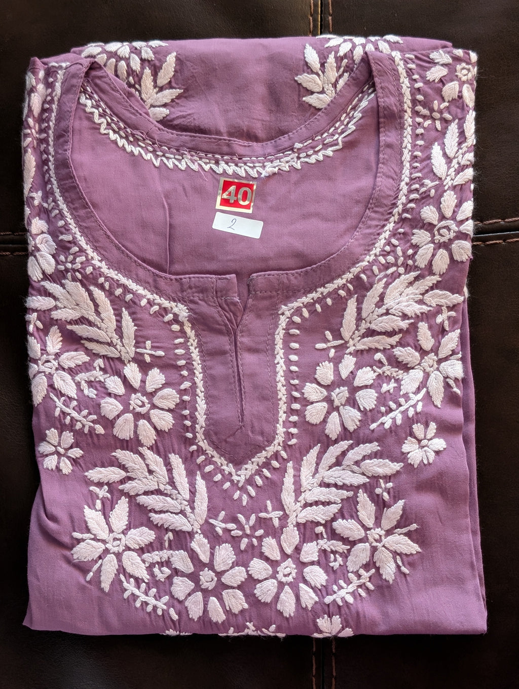 Modal Short Top Chikankari M