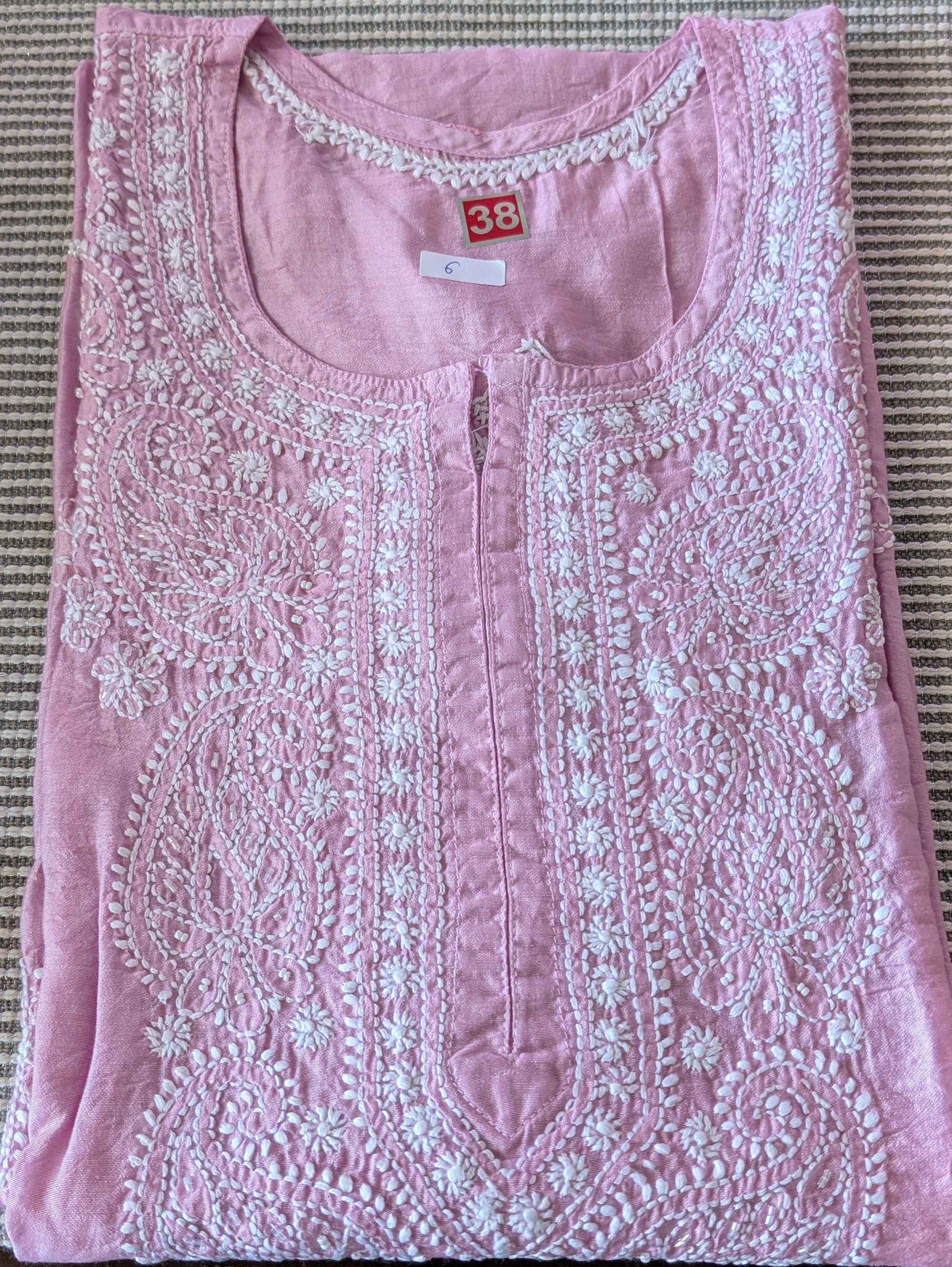 Chanderi Chikankari Kurti with Cut Daani work