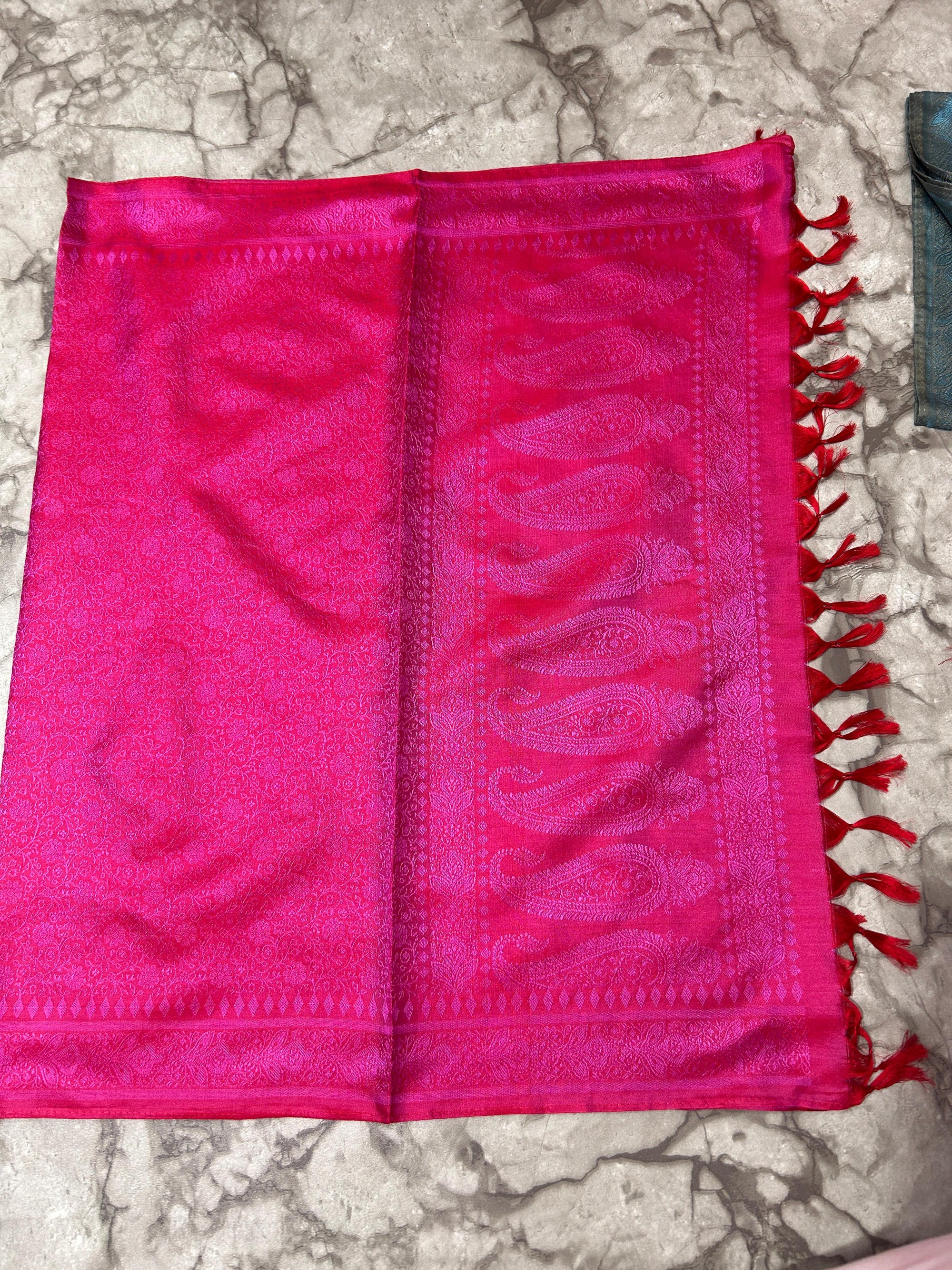 Beautiful Handwoven Stoles (Pre-order)