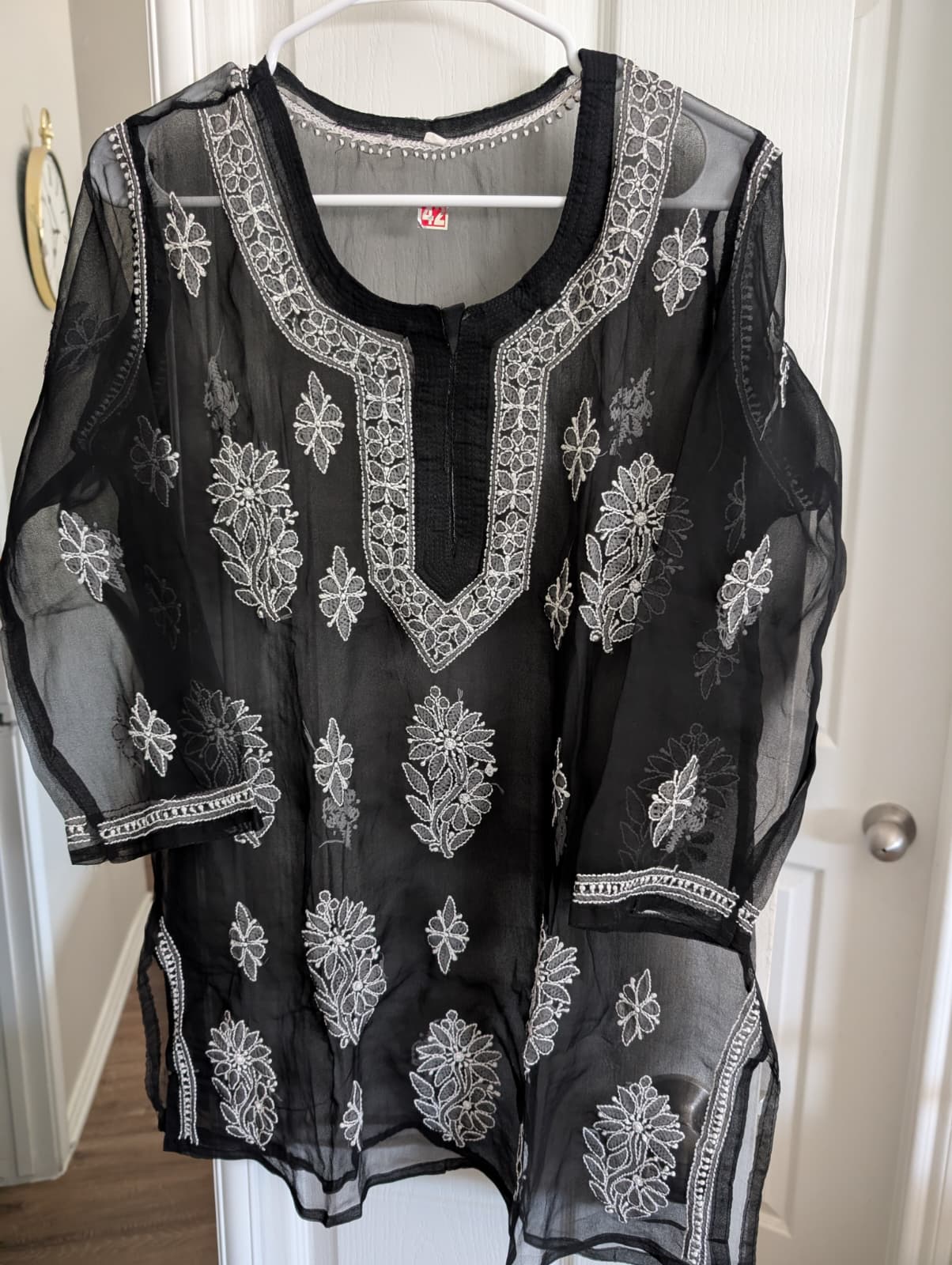 Georgette Chikankari Short Kurti L