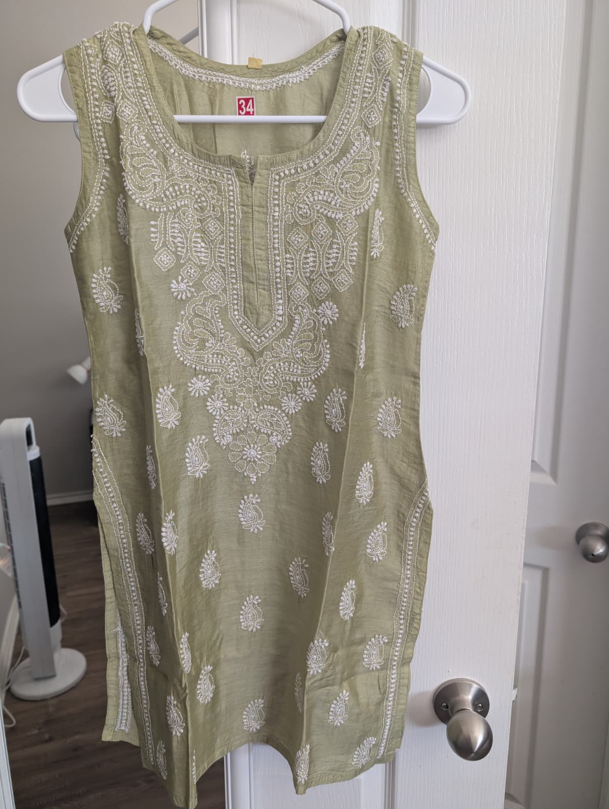 Sleeveless Chanderi Short kurti