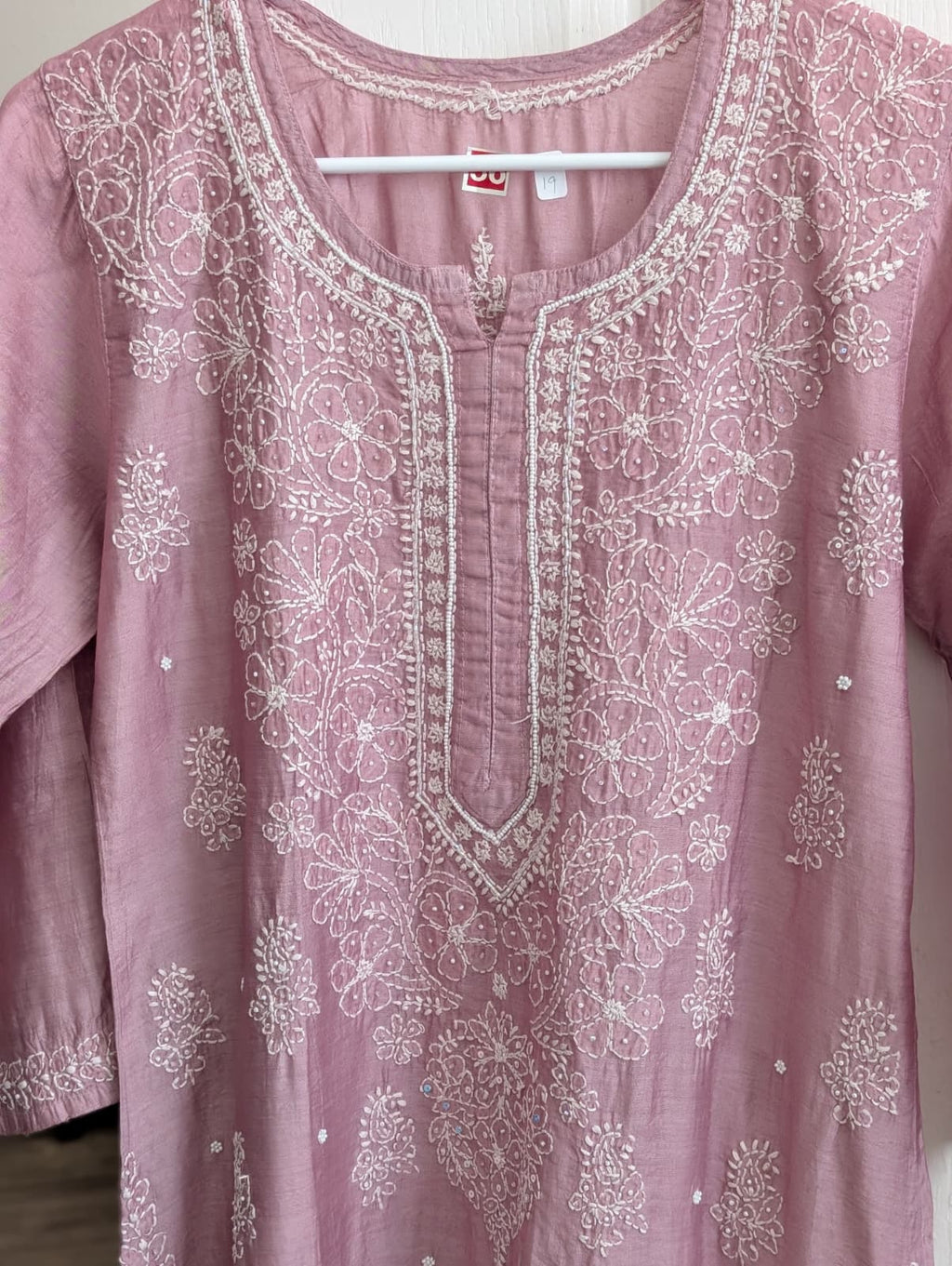 Chanderi Chikankari Kurti