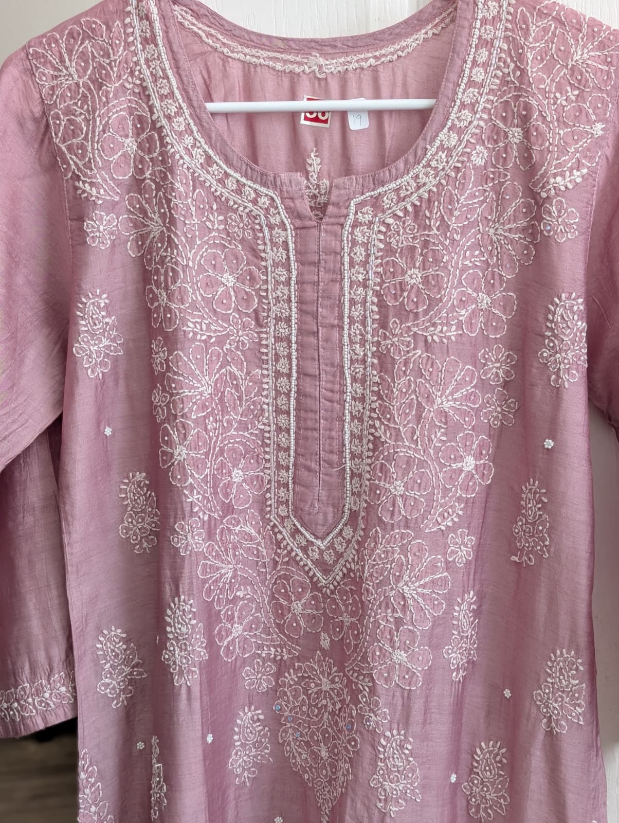 Chanderi Chikankari Kurti