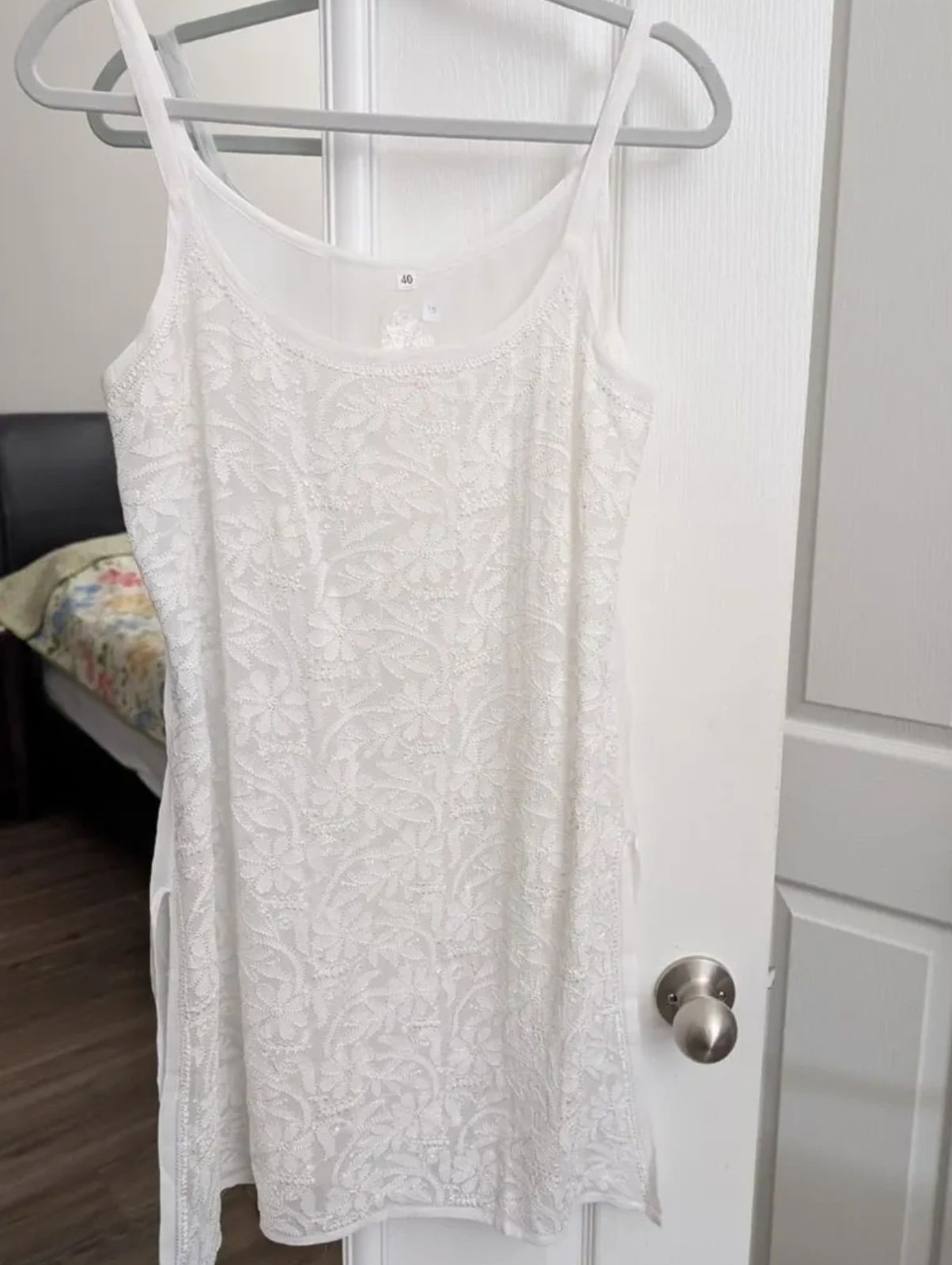 Spaghetti Viscose Chikankari Top M